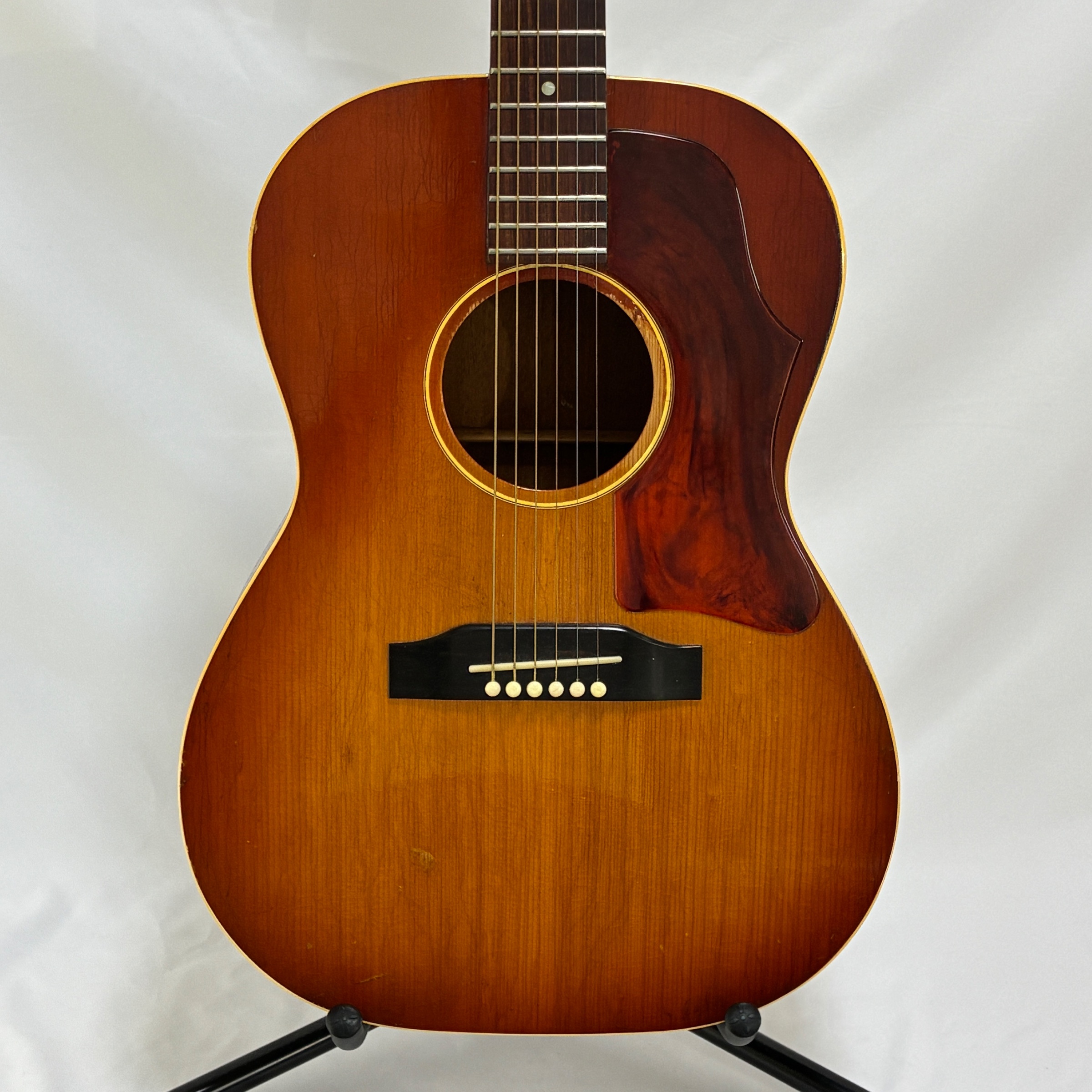 Gibson LG-1 1965 Cherry Sunburst